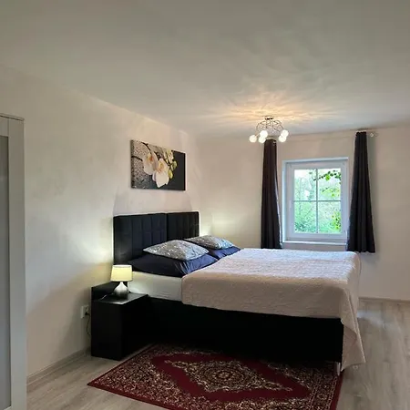 Kamenny Dum Bezdedice-machuv Kraj Bezdedice