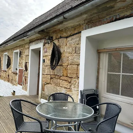 Kamenný Dům Bezdědice-máchův Kraj Casa de Férias Bezdedice