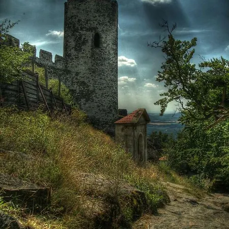 Kamenny Dum Bezdedice-machuv Kraj Holiday home