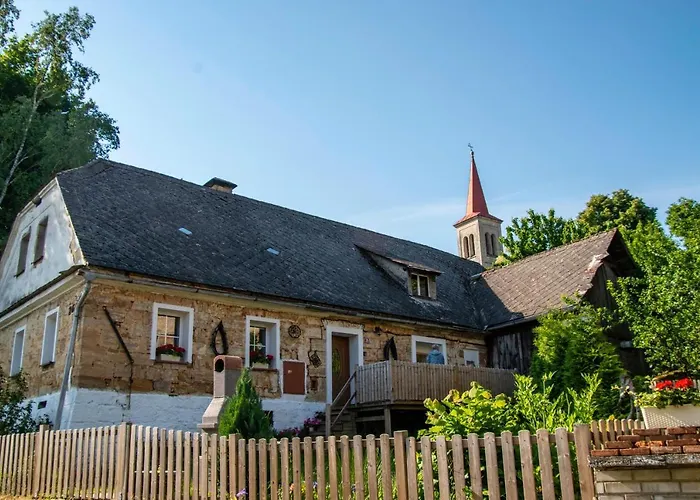 Vakantiehuis Kamenny Dum Bezdedice-machuv Kraj *