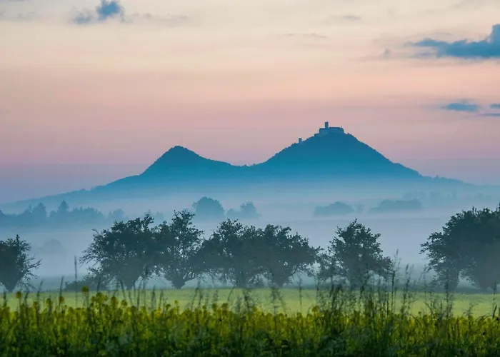 Kamenny Dum Bezdedice-machuv Kraj *