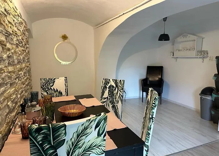 Kamenny Dum Bezdedice-machuv Kraj Vakantiehuis